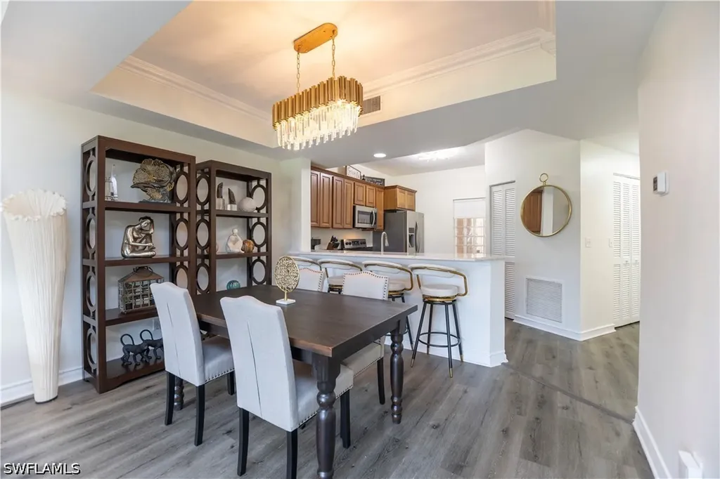 992 Woodshire Lane Naples FL 34105