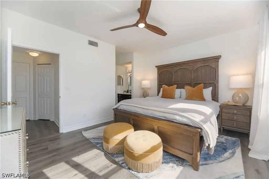 992 Woodshire Lane Naples FL 34105