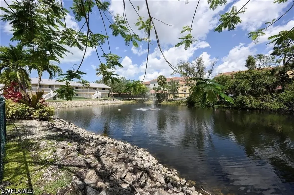 4625 Bayshore Drive Naples FL 34112