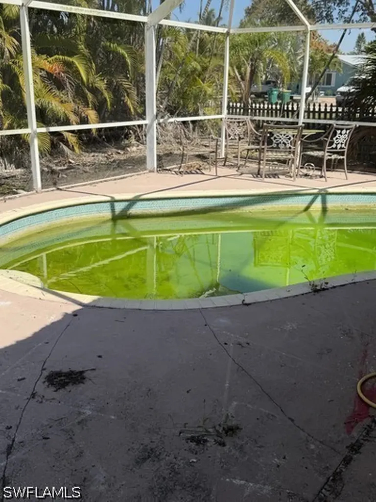 4825 Aztec Circle Naples FL 34112
