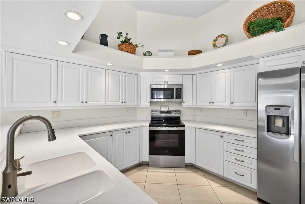 20210 Golden Panther Drive Estero FL 33928