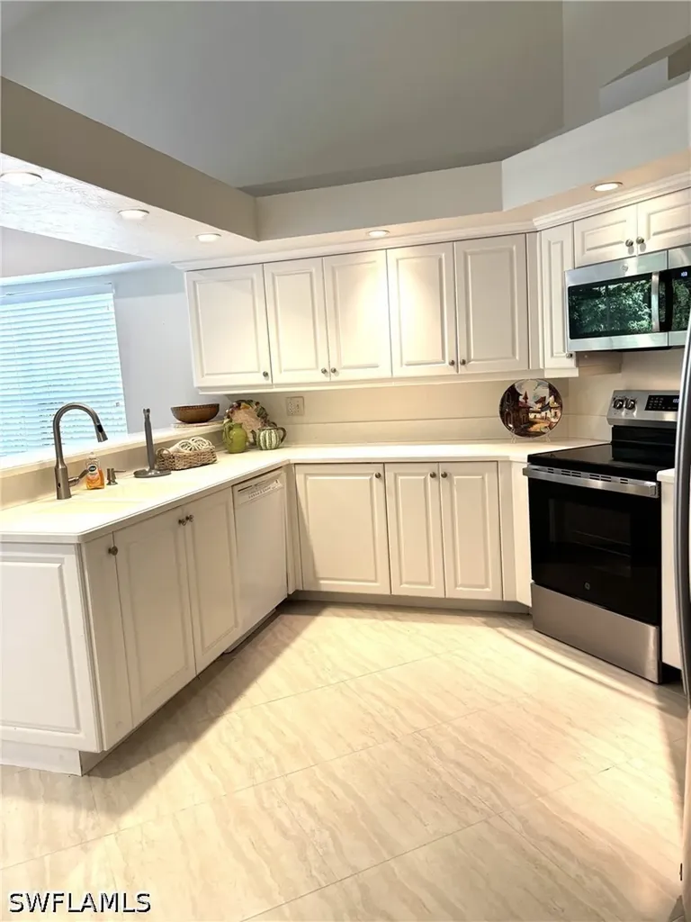 20210 Golden Panther Drive Estero FL 33928