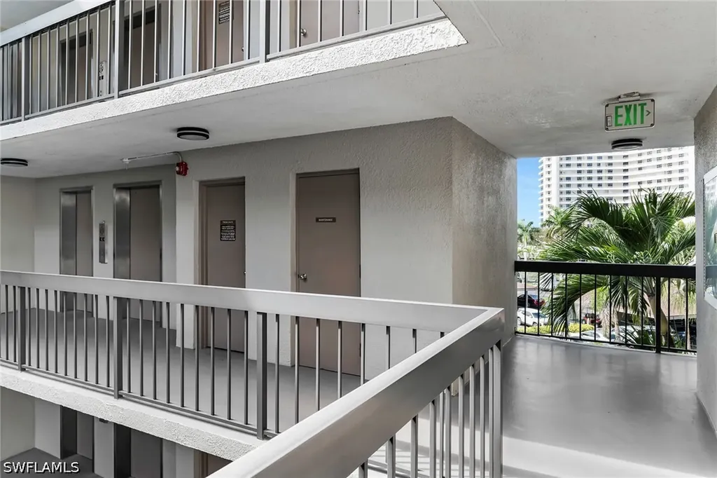 601 Seaview Court Marco Island FL 34145