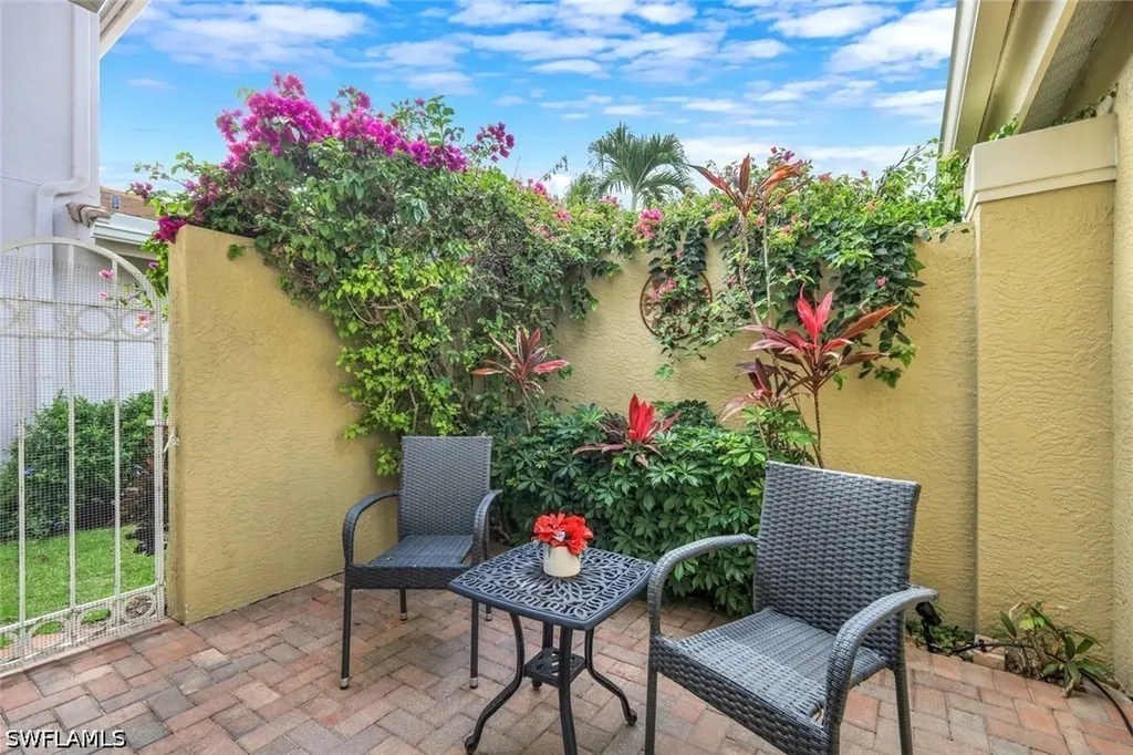 3033 Olde Cove Way Naples FL 34119