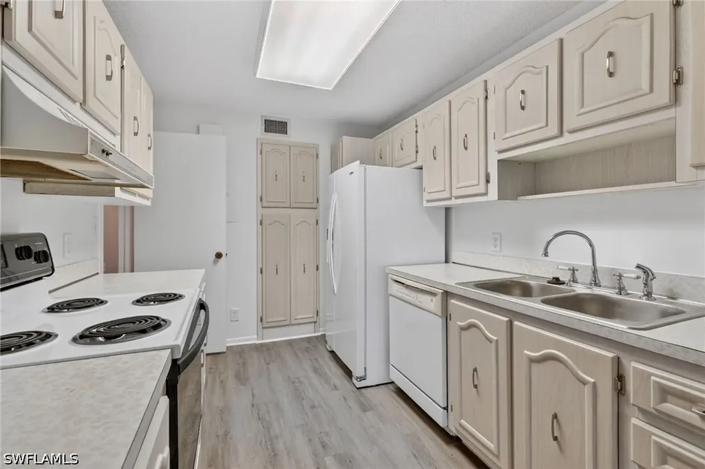 200 Pebble Beach Boulevard Naples FL 34113