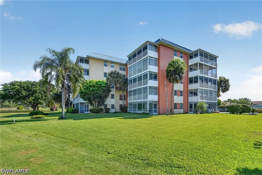 200 Pebble Beach Boulevard Naples FL 34113