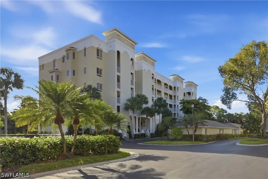 7687 Pebble Creek Circle Naples FL 34108