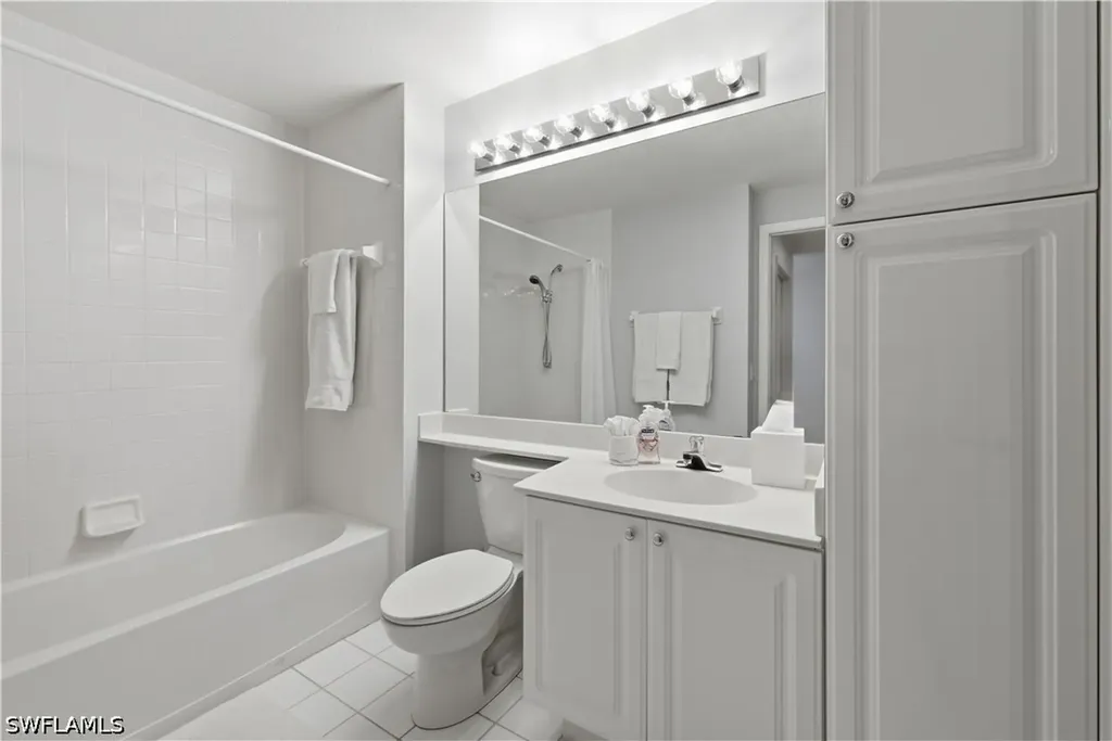 7687 Pebble Creek Circle Naples FL 34108