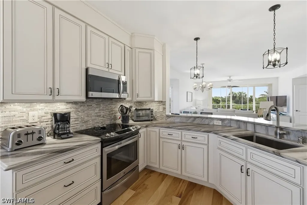 7687 Pebble Creek Circle Naples FL 34108
