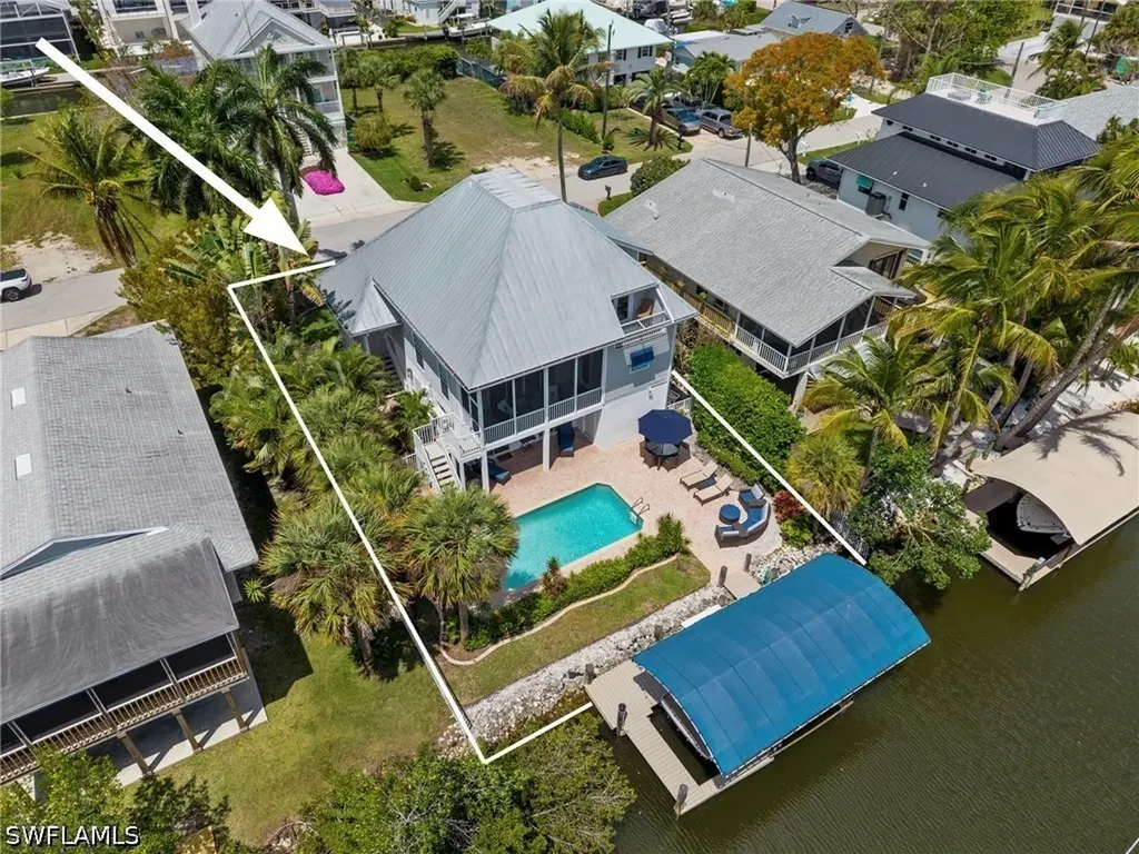 Naples FL, 1286 Rainbow Court