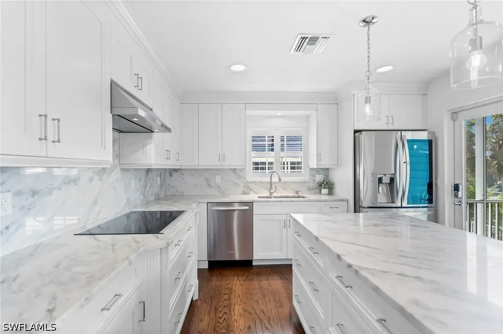 1286 Rainbow Court Naples FL 34110