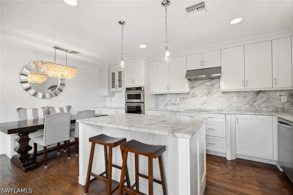 1286 Rainbow Court Naples FL 34110