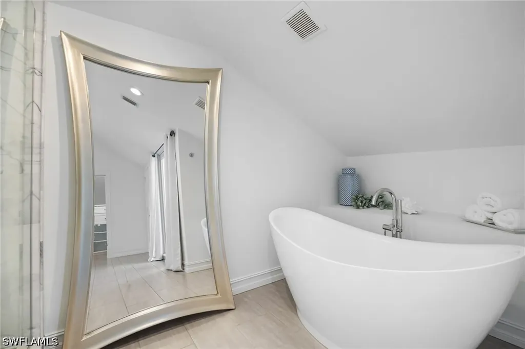 1286 Rainbow Court Naples FL 34110