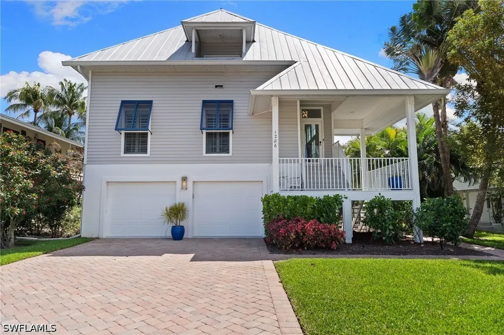 1286 Rainbow Court Naples FL 34110