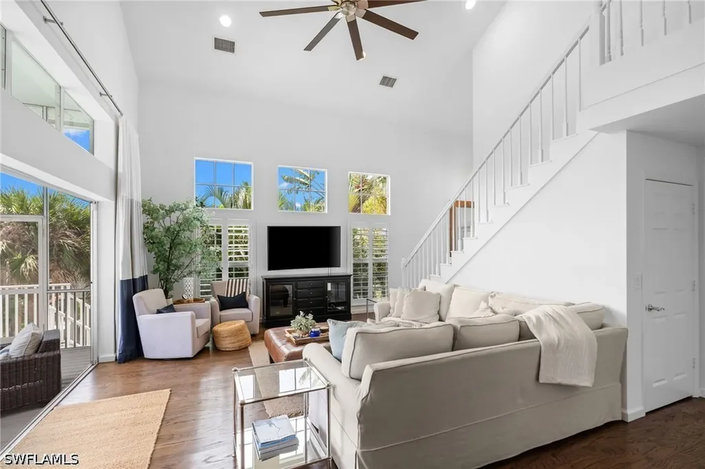 1286 Rainbow Court Naples FL 34110
