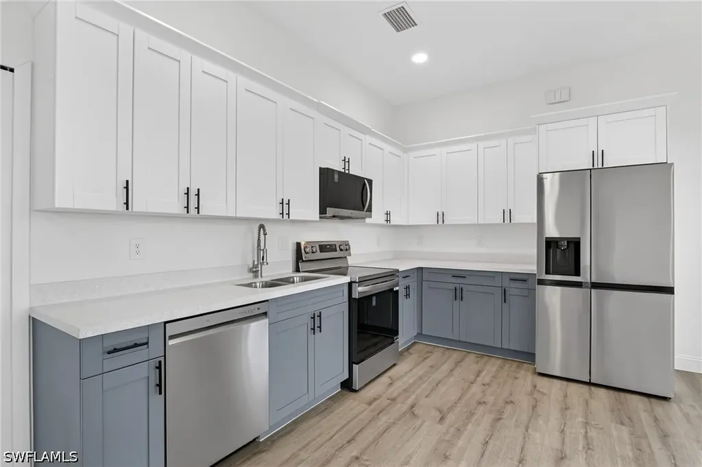 560 Genoa Avenue S Lehigh Acres FL 33974