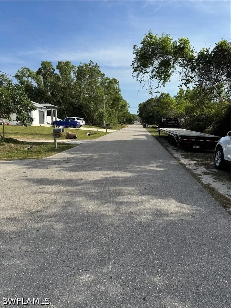 5211 29th Street SW Lehigh Acres FL 33973