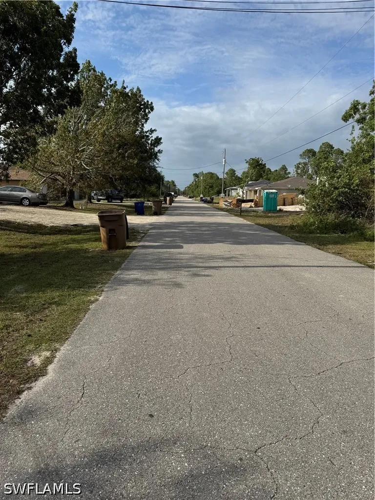 5211 29th Street SW Lehigh Acres FL 33973