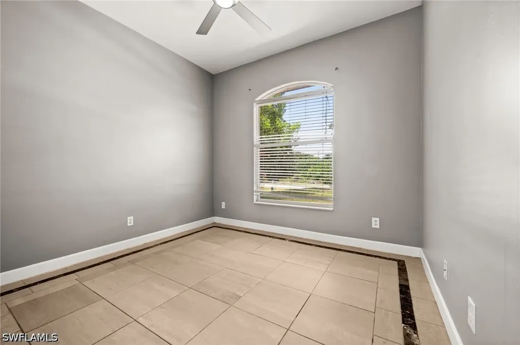 8346 Wren Road Fort Myers FL 33967