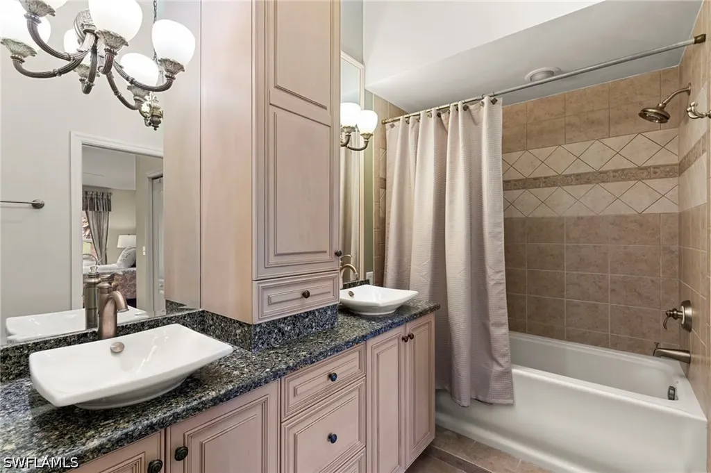 8400 Naples Heritage Drive Naples FL 34112