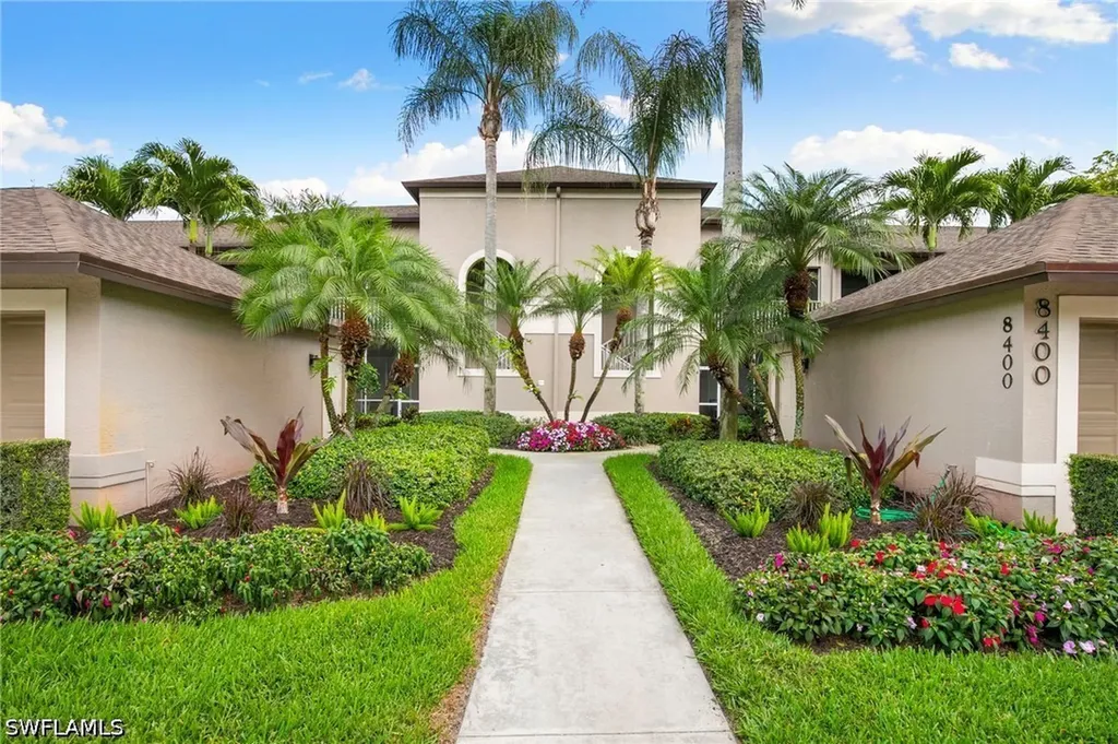 8400 Naples Heritage Drive Naples FL 34112