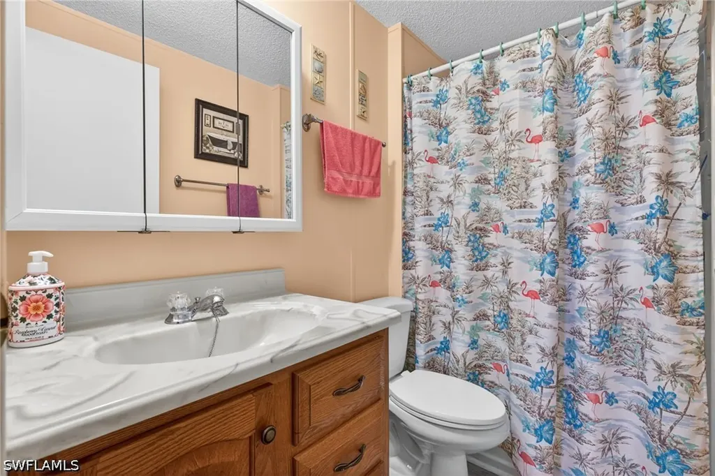10220 Wales Loop Bonita Springs FL 34135
