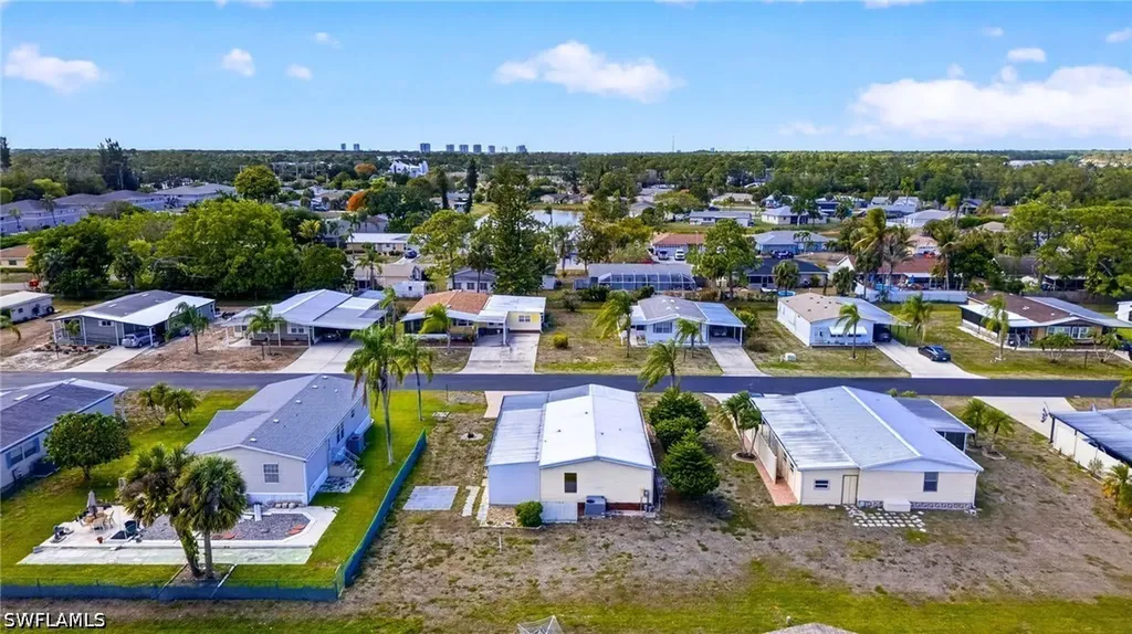 10220 Wales Loop Bonita Springs FL 34135