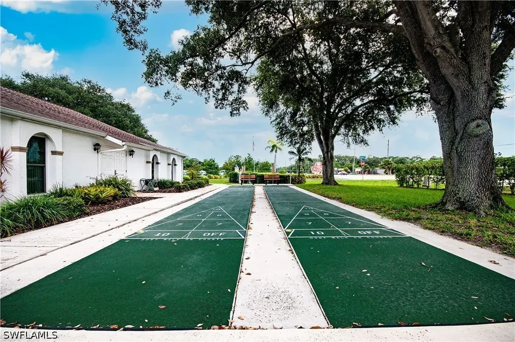 10220 Wales Loop Bonita Springs FL 34135