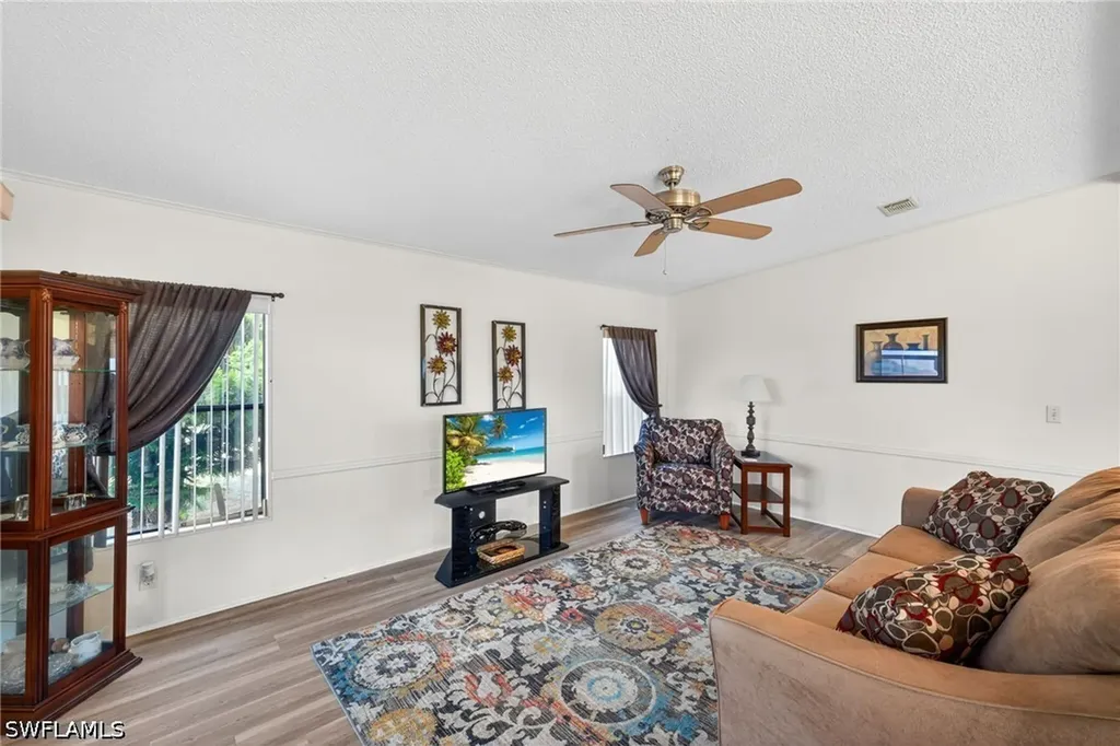 10220 Wales Loop Bonita Springs FL 34135