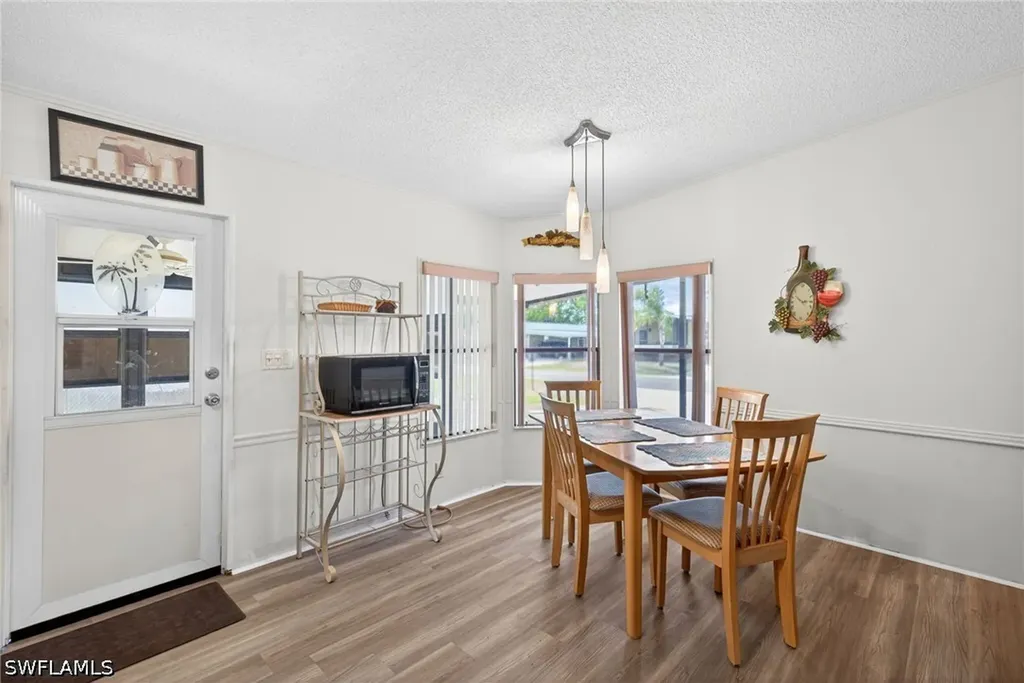 10220 Wales Loop Bonita Springs FL 34135