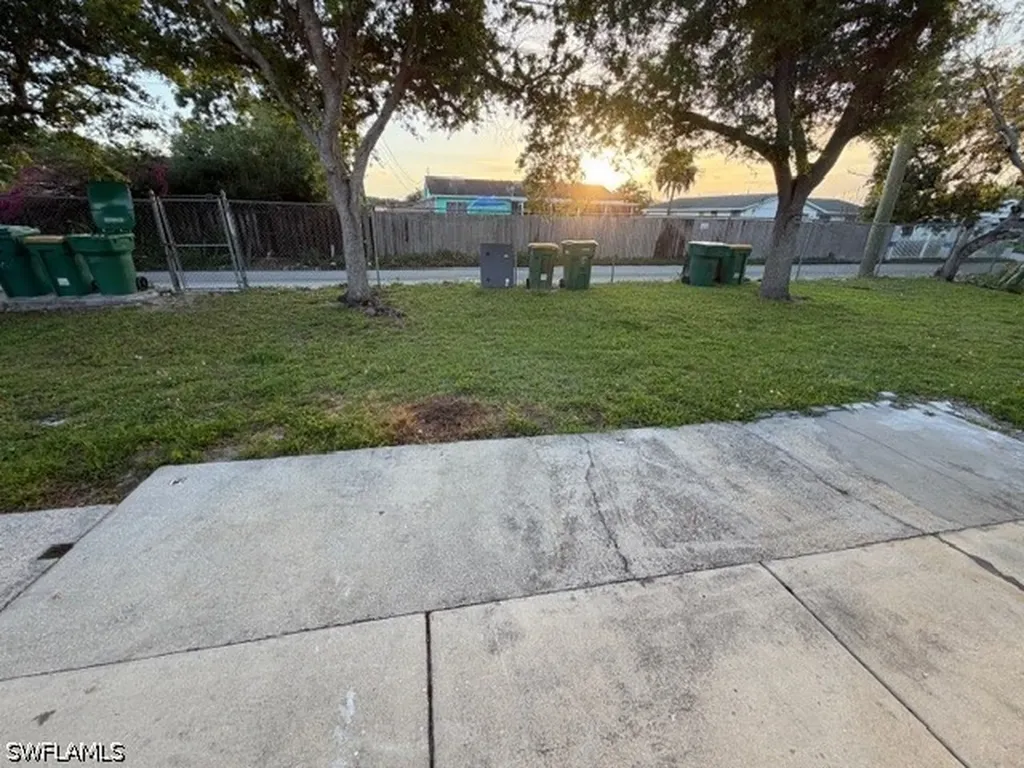 2779 Tropicana Boulevard Naples FL 34116