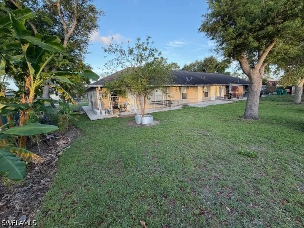 2779 Tropicana Boulevard Naples FL 34116