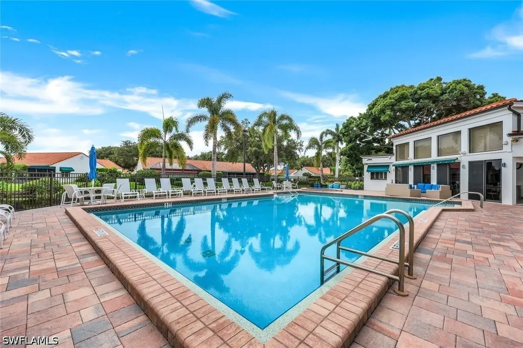 631 Beachwalk Circle Naples FL 34108