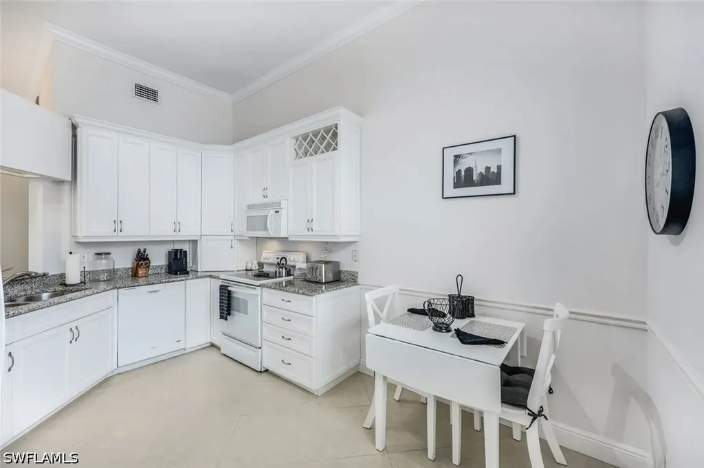 631 Beachwalk Circle Naples FL 34108