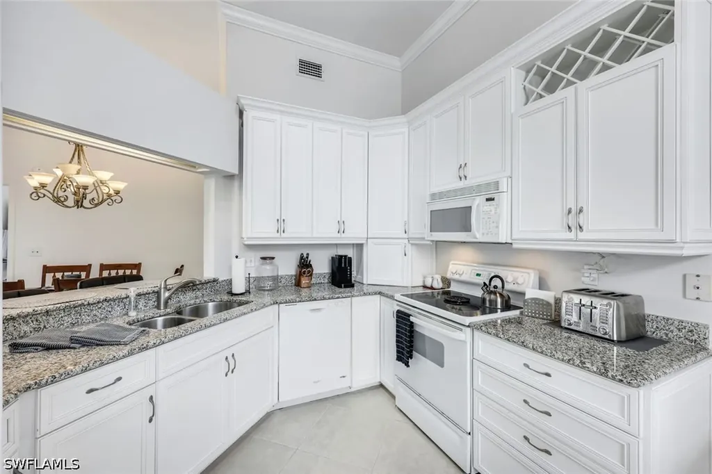 631 Beachwalk Circle Naples FL 34108