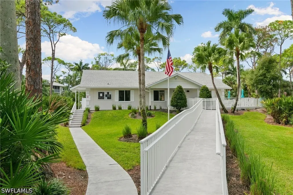 3072 Sandpiper Bay Circle Naples FL 34112