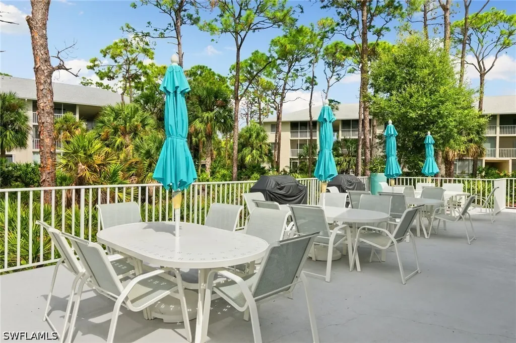 3072 Sandpiper Bay Circle Naples FL 34112