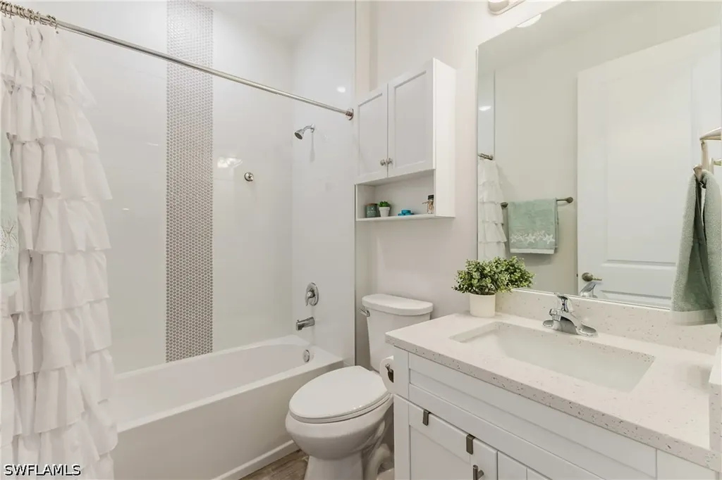 908 Hibiscus Avenue Lehigh Acres FL 33972