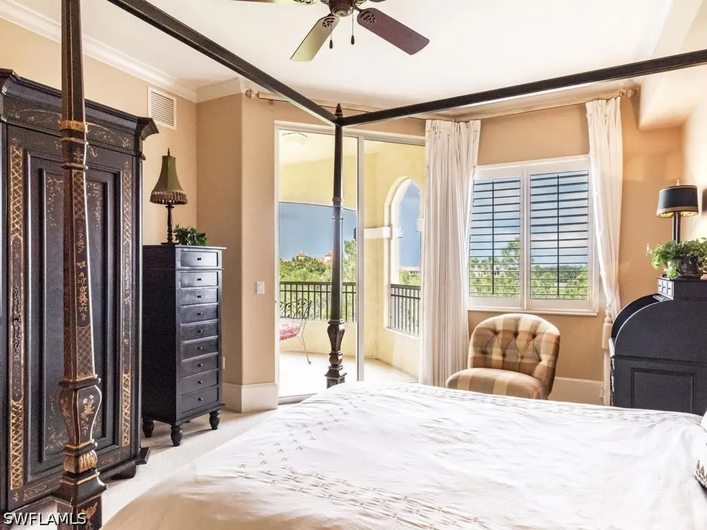 2728 Tiburon Boulevard E Naples FL 34109