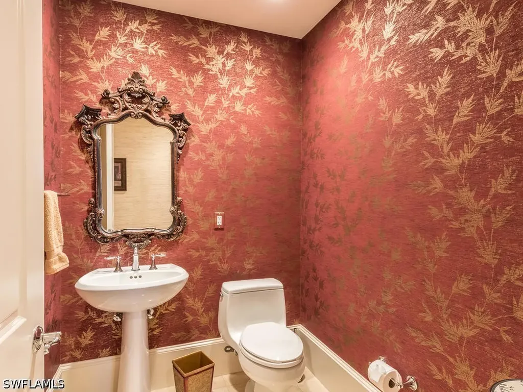 2728 Tiburon Boulevard E Naples FL 34109