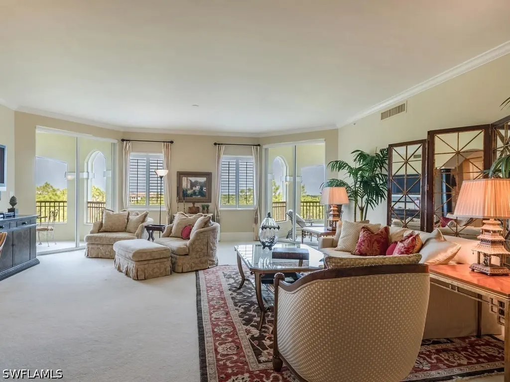 2728 Tiburon Boulevard E Naples FL 34109