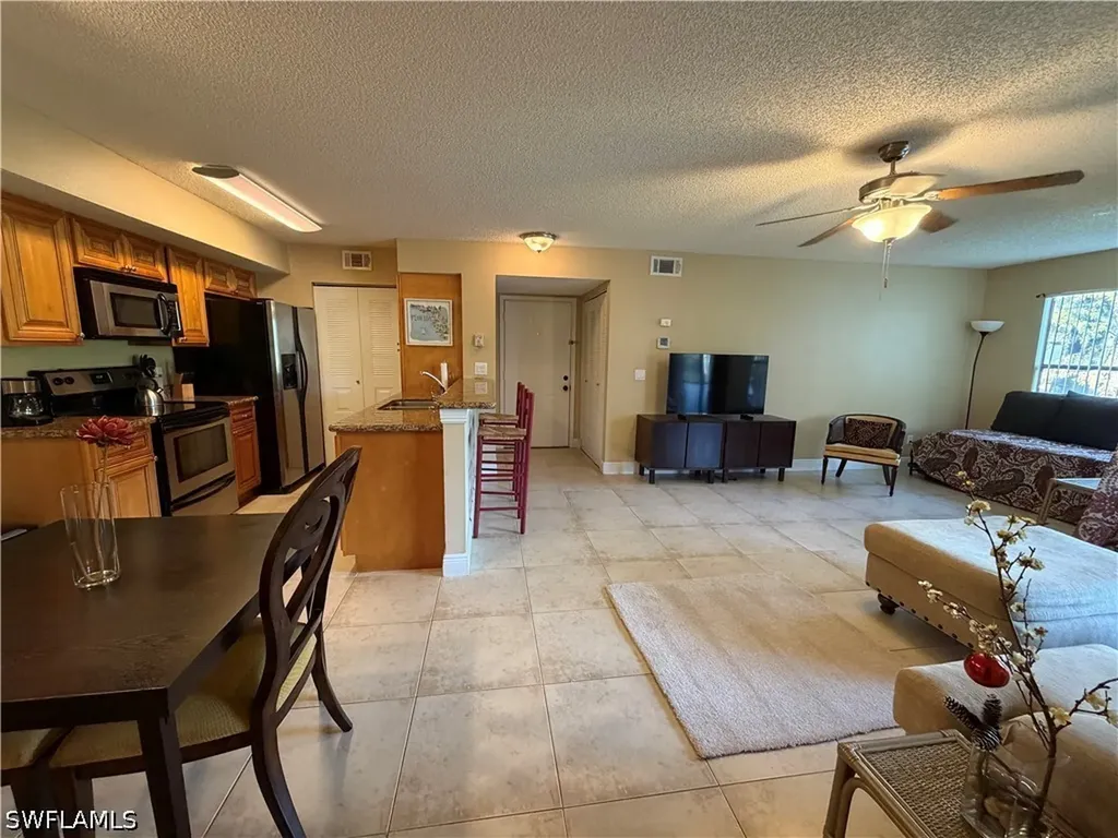 2070 Arbour Walk Circle Naples FL 34109