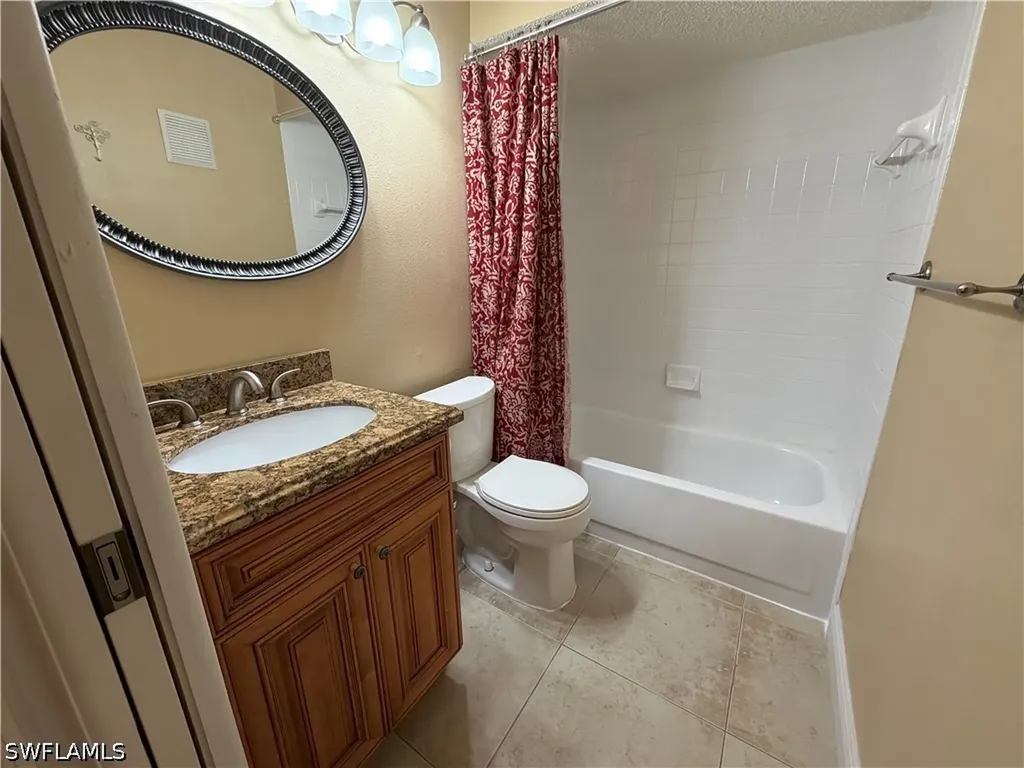2070 Arbour Walk Circle Naples FL 34109