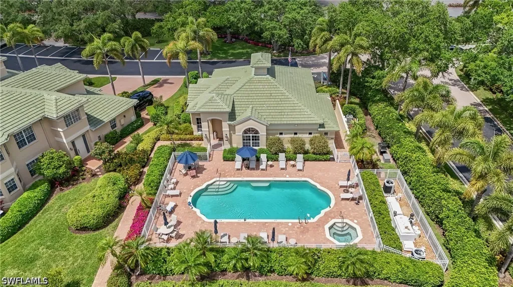 658 Vintage Reserve Circle S Naples FL 34119