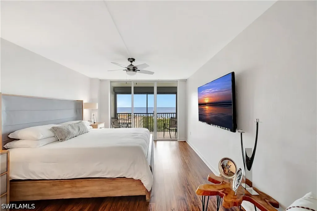 11 Bluebill Avenue Naples FL 34108