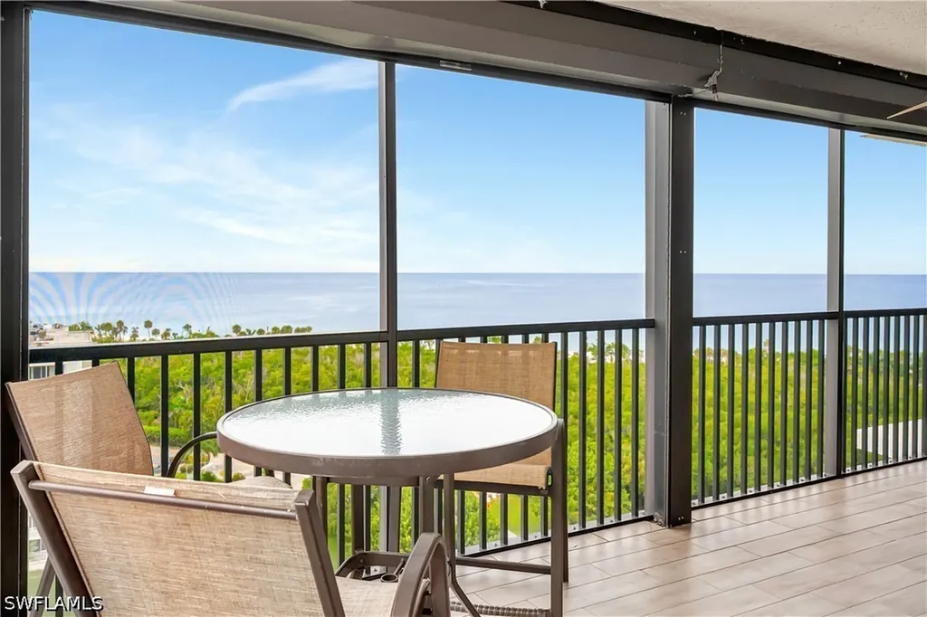 11 Bluebill Avenue Naples FL 34108