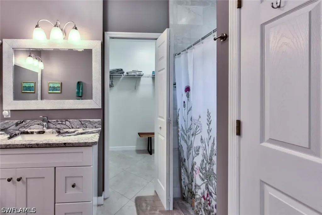10091 Georgia Street Bonita Springs FL 34135