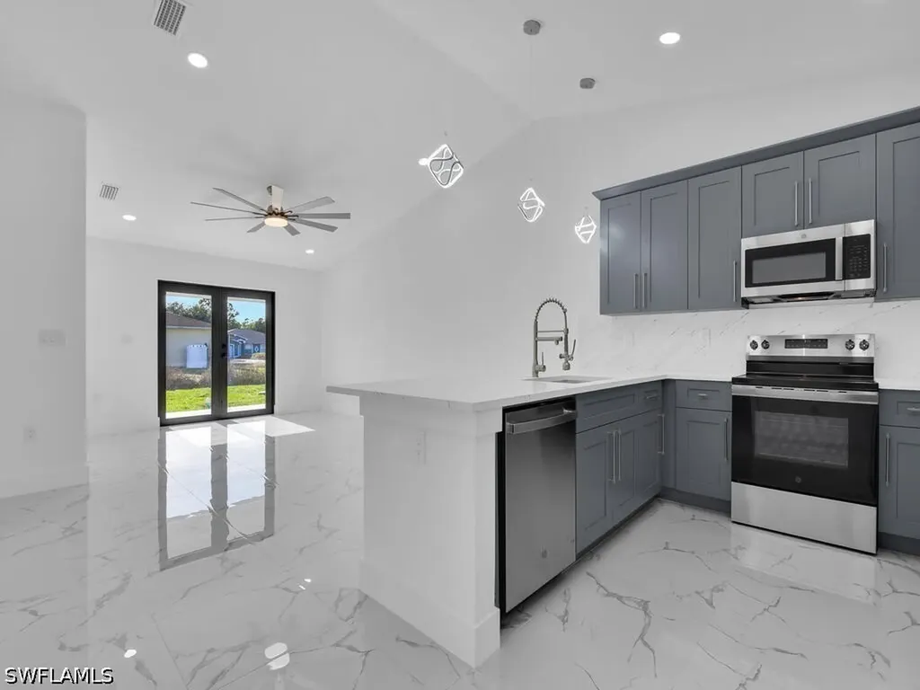 5119 24th Street SW Lehigh Acres FL 33973