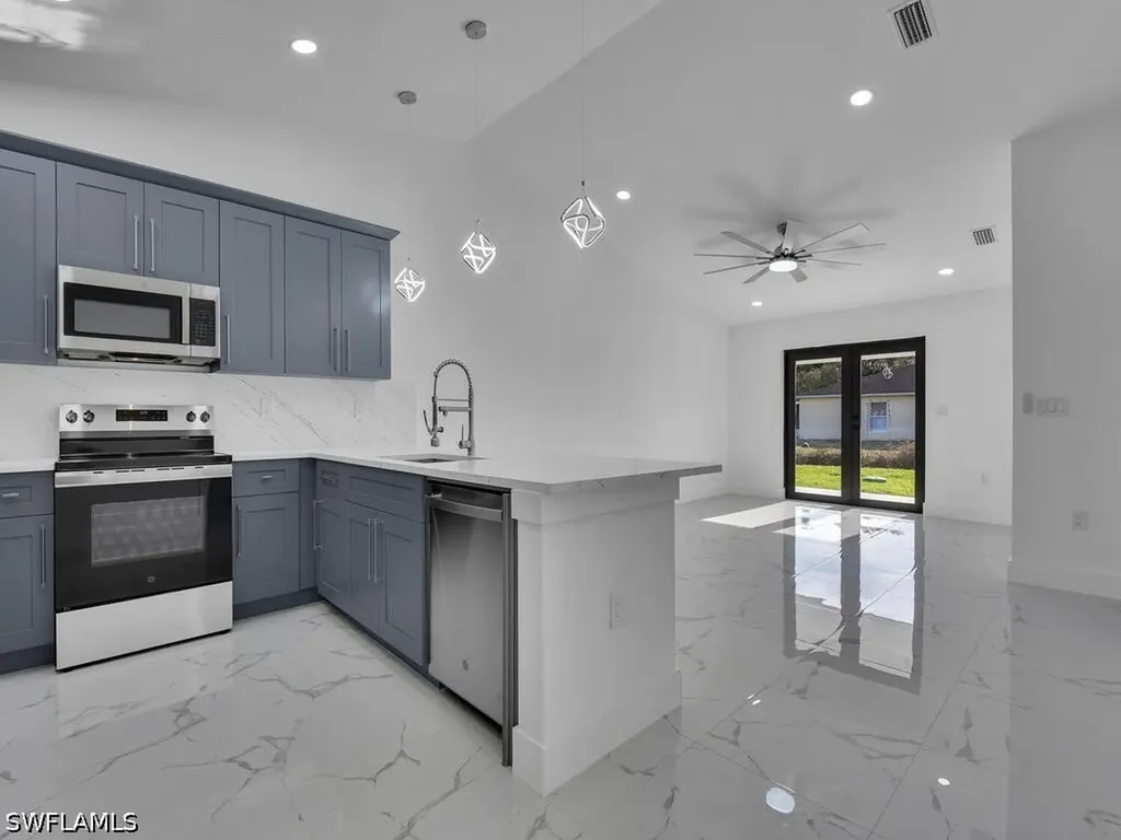 5119 24th Street SW Lehigh Acres FL 33973