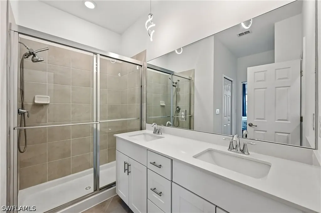 2828 Citrus Street Naples FL 34120
